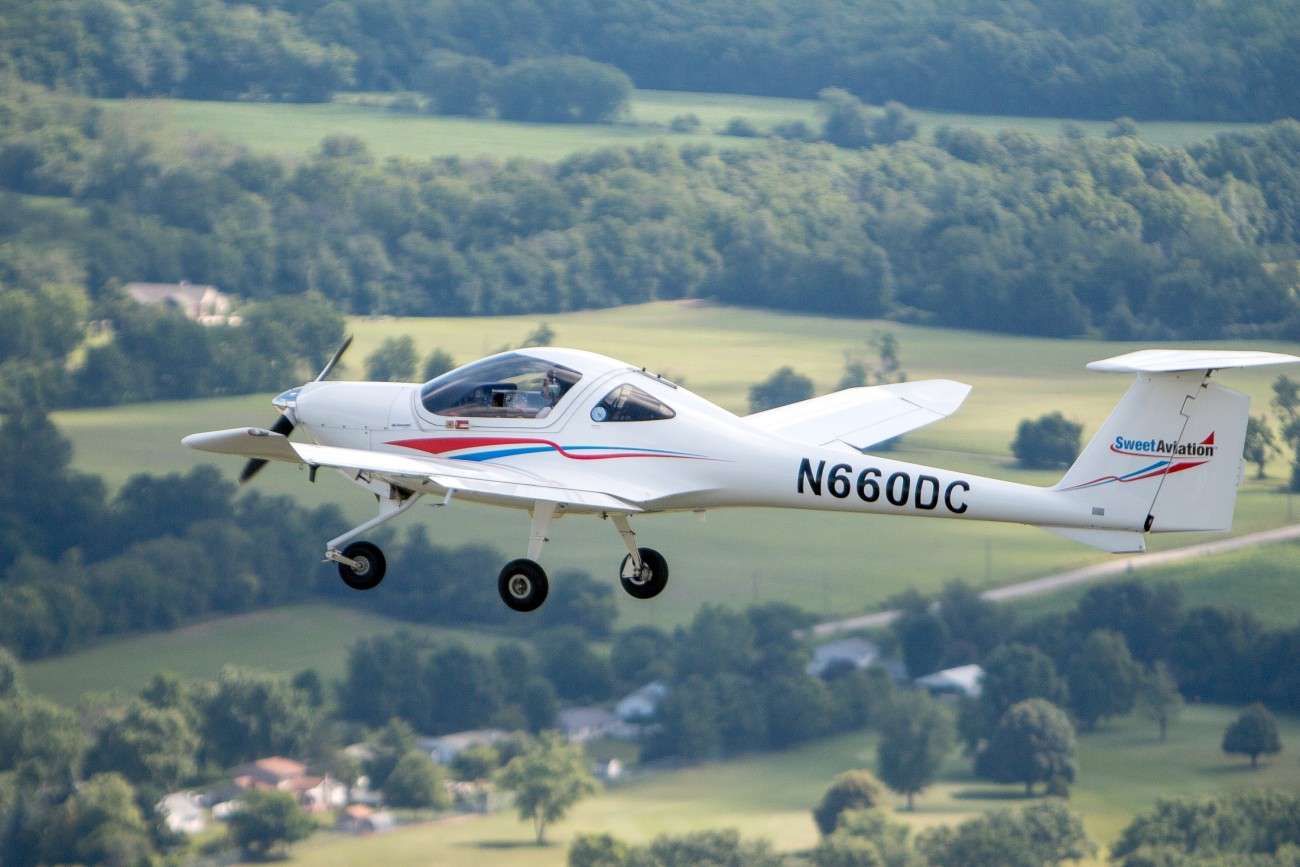 Diamond DA20C1 Eclipse Sweet Aviation