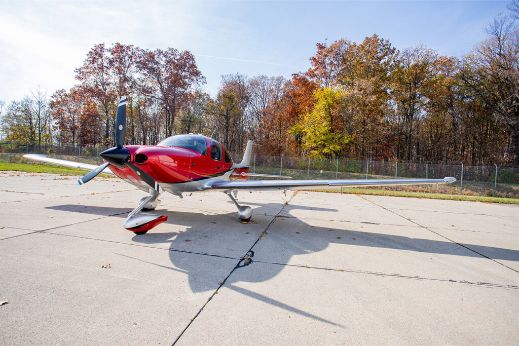 Cirrus SR22 GTS